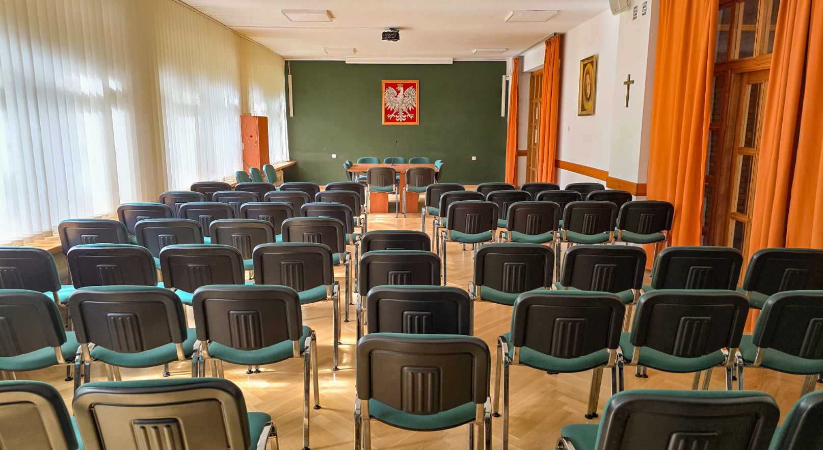 Sala konferencyjna w Domu Przyjaciół Niewidomych w Laskach.