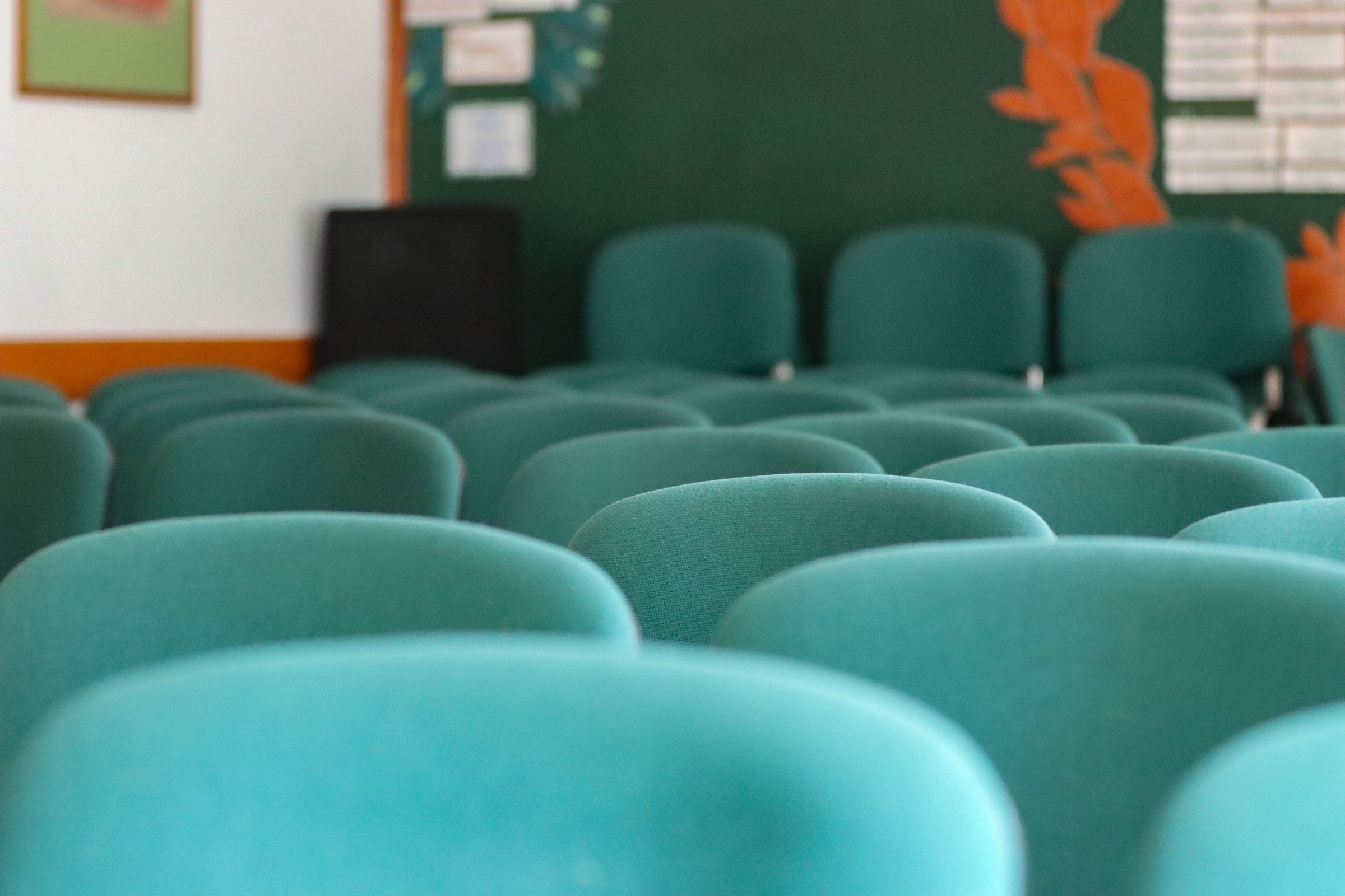 Sala konferencyjna w Domu Przyjaciół Niewidomych w Laskach.